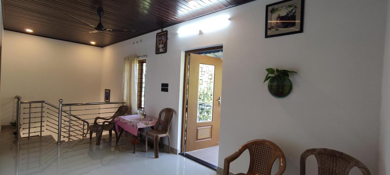 Soly'S Villa Homestay Munnar Ngoại thất bức ảnh