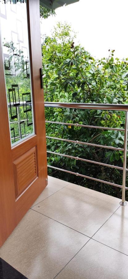 Soly'S Villa Homestay Munnar Ngoại thất bức ảnh